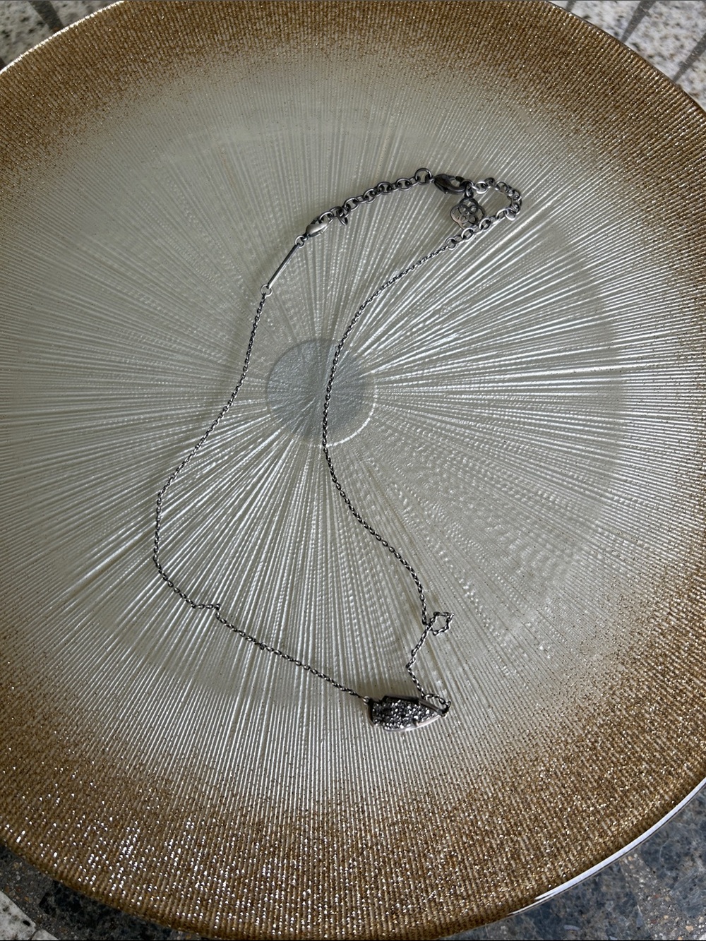 Kendra Scott Kasey arrowhead Silver platinum drusy Pendant Necklace